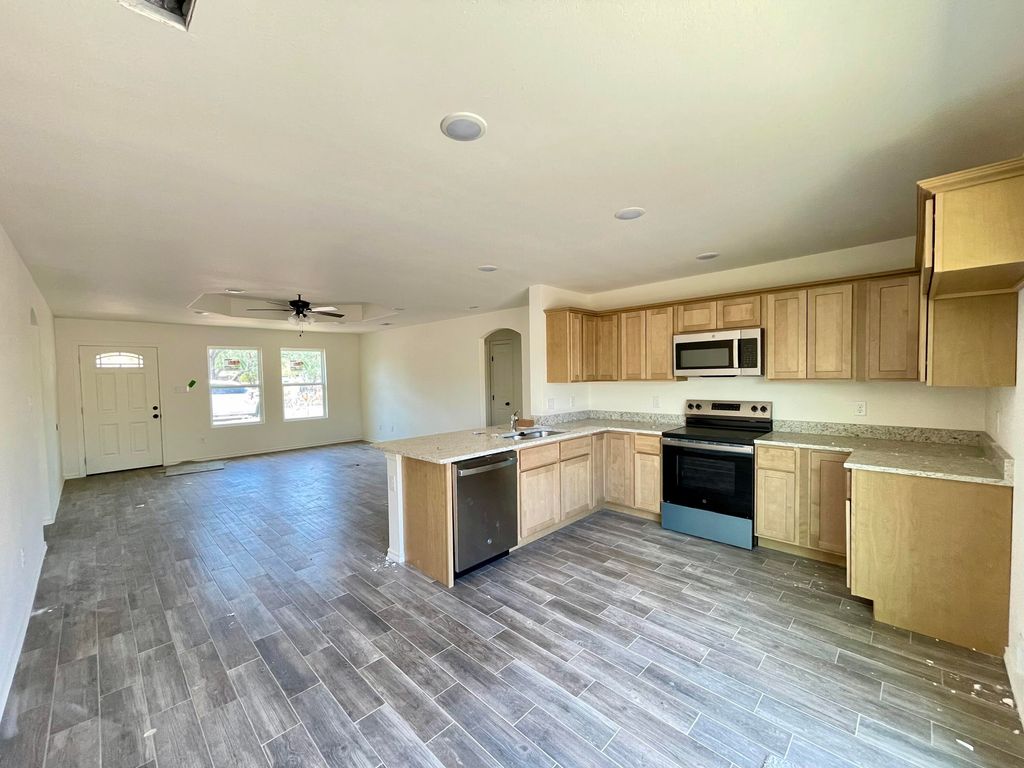 Image 6 of property listing at 3808 Crockett Street, San Angelo, TX 76903