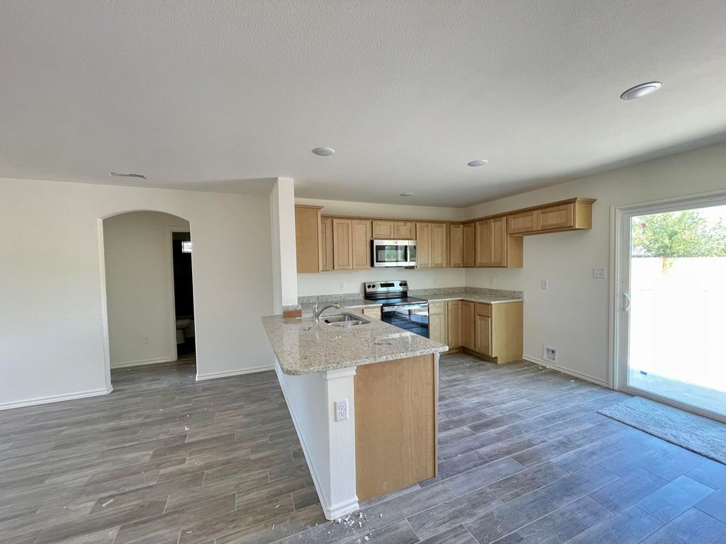 Image 7 of property listing at 3808 Crockett Street, San Angelo, TX 76903