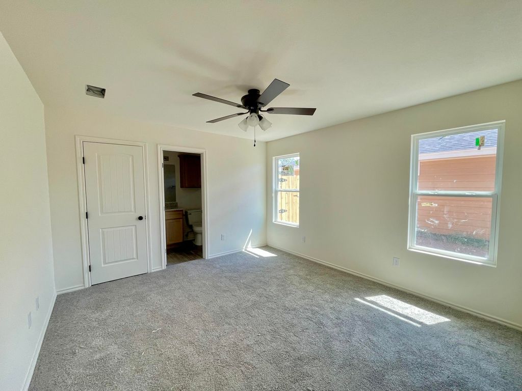 Image 8 of property listing at 3808 Crockett Street, San Angelo, TX 76903