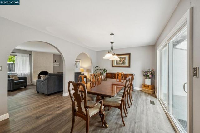 258 Barnett Ter, Pleasant Hill, CA 94523