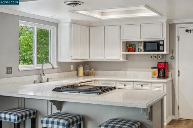 258 Barnett Ter, Pleasant Hill, CA 94523