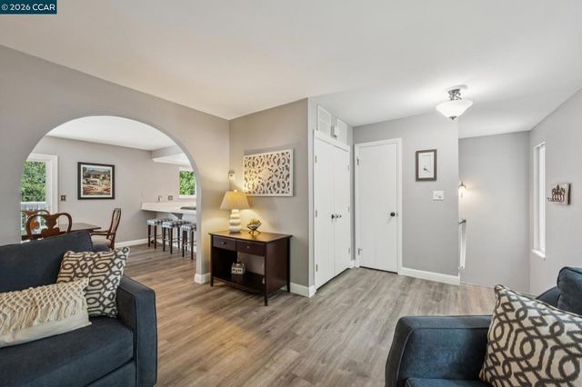 258 Barnett Ter, Pleasant Hill, CA 94523