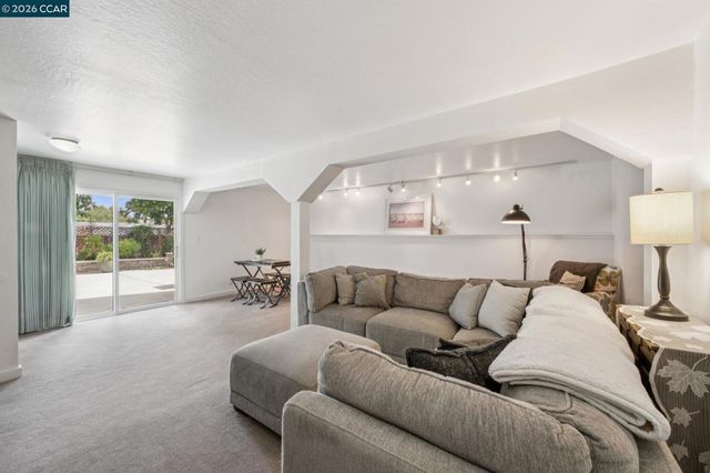 258 Barnett Ter, Pleasant Hill, CA 94523