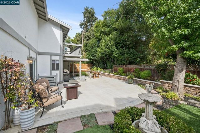 258 Barnett Ter, Pleasant Hill, CA 94523