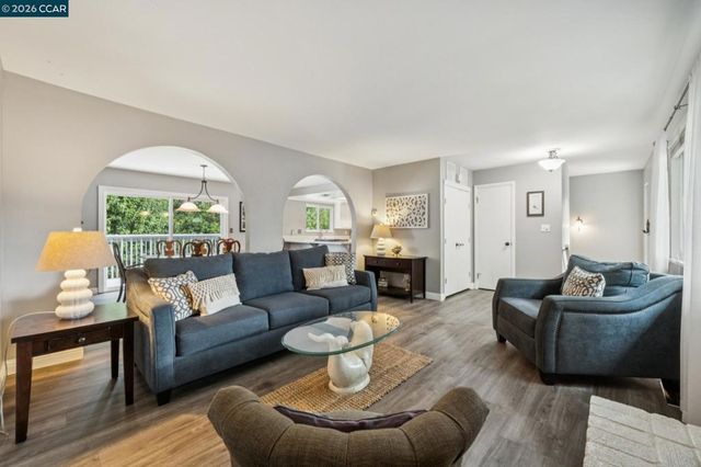 258 Barnett Ter, Pleasant Hill, CA 94523