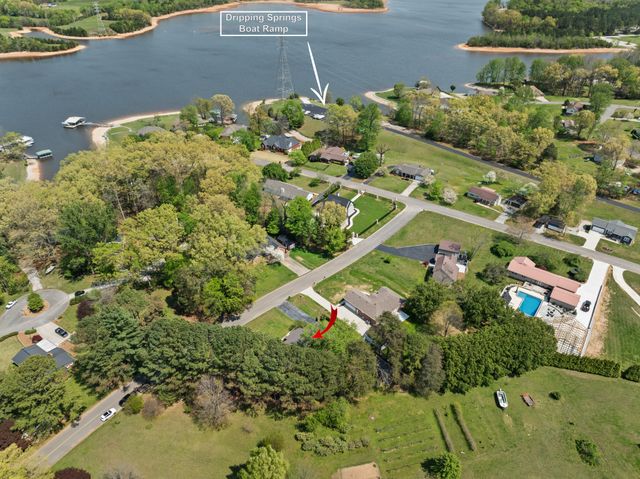50 Maple Dr, Winchester, TN 37398