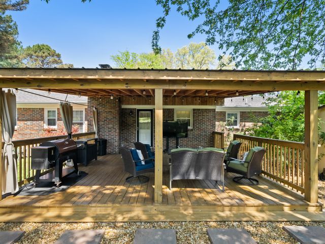 50 Maple Dr, Winchester, TN 37398
