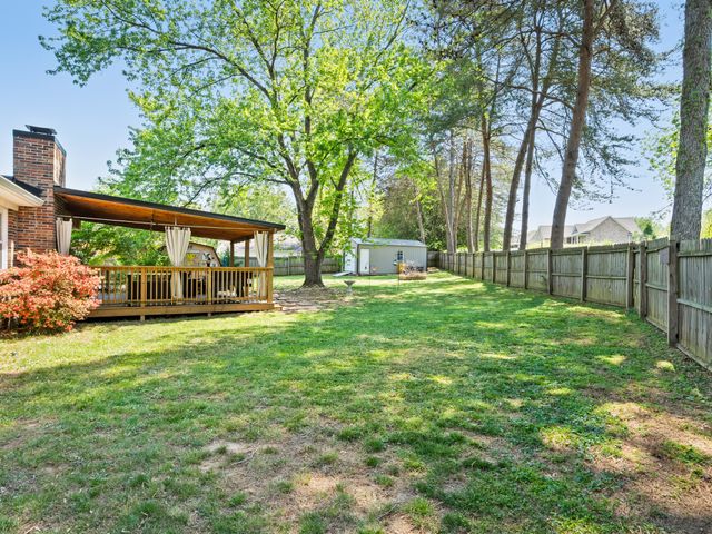 50 Maple Dr, Winchester, TN 37398
