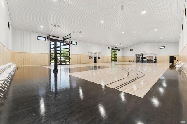 14612 Liberty Mills Road, Fort Wayne, IN 46814