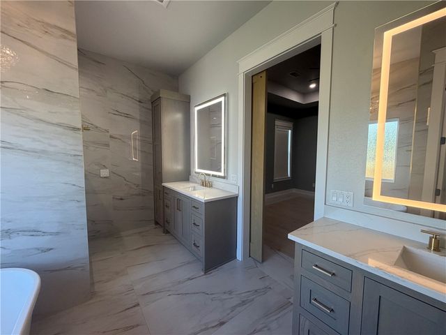 3120 Bloomfield Street, Bentonville, AR 72713