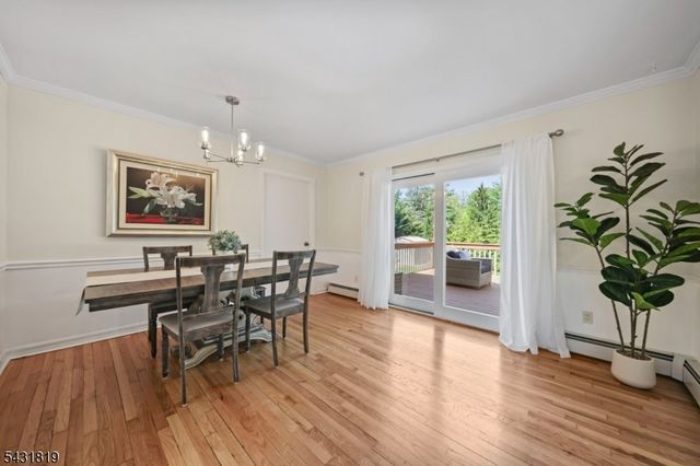 66 Linwood Ave, Midland Park Boro, NJ 07432