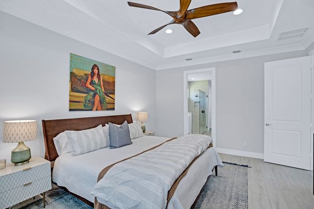 2136 Falls Manor, Vero Beach, FL 32967