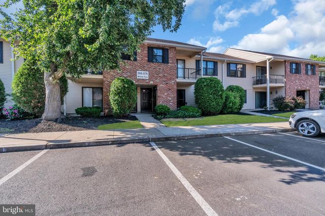 572B WILLOW TURN, Mount Laurel, NJ 08054