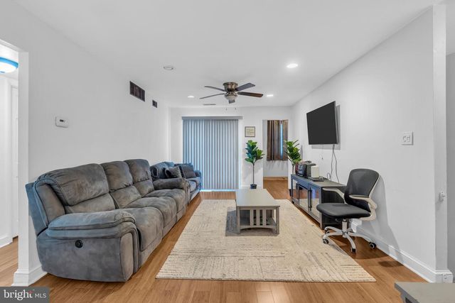 572B WILLOW TURN, Mount Laurel, NJ 08054