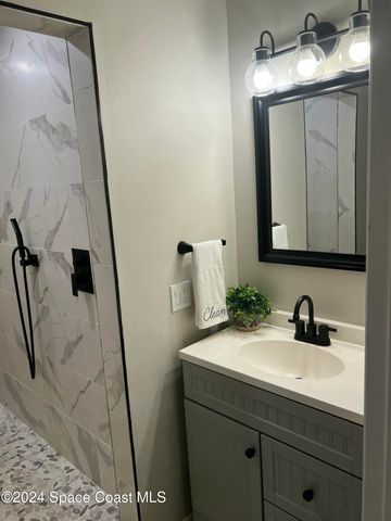 1668 Clover Circle, Melbourne, FL 32935