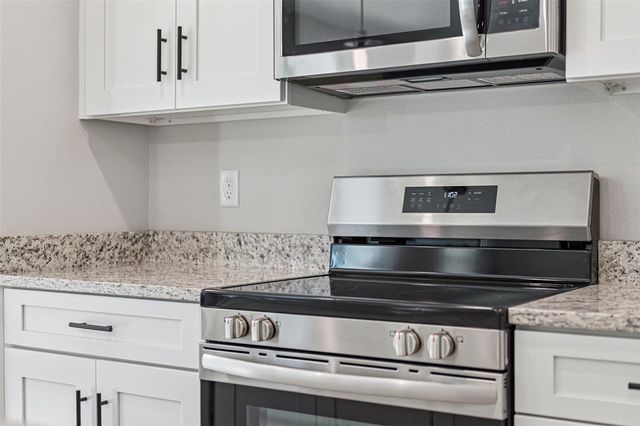 1529 CENTER STREET, Deland, FL 32720