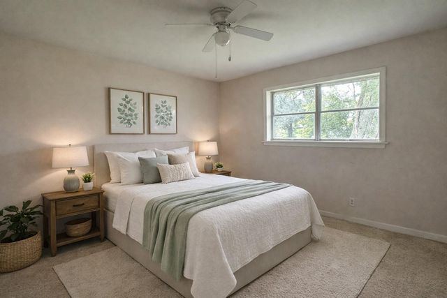 112 Raven Street, Clute, TX 77531