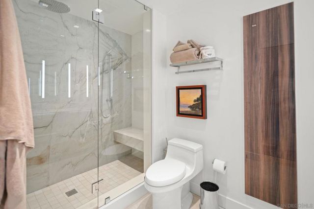 1325 Pacific Hwy 1902, San Diego, CA 92101