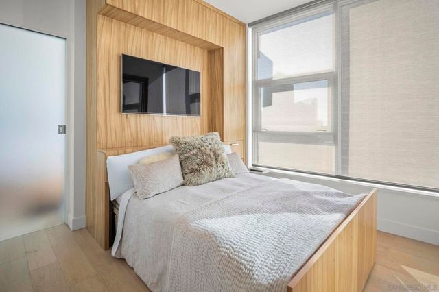 1325 Pacific Hwy 1902, San Diego, CA 92101