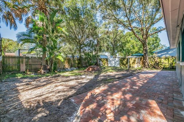 6711 S CORTEZ STREET, Tampa, FL 33616