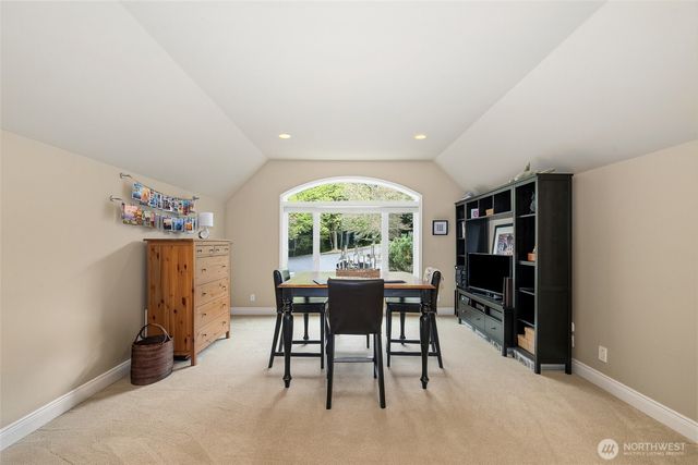 2409 196th Avenue SE, Sammamish, WA 98075