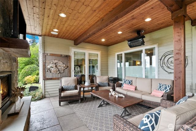 2409 196th Avenue SE, Sammamish, WA 98075