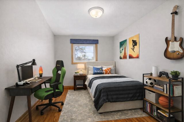 7720 Viewcrest Lane, New Hope, MN 55427