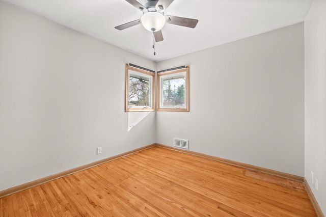 7720 Viewcrest Lane, New Hope, MN 55427