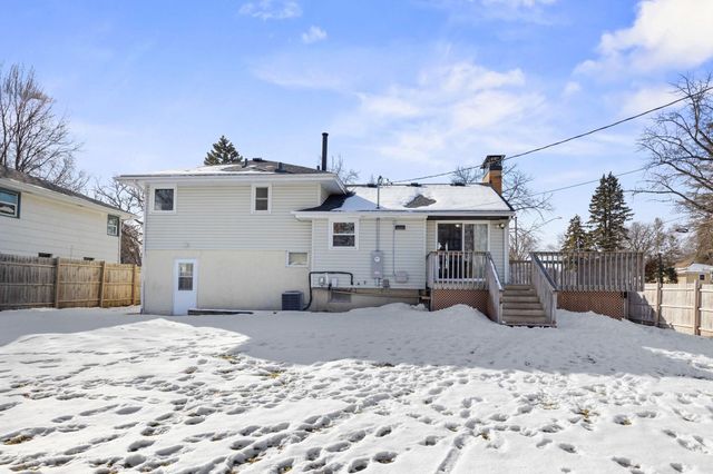 7720 Viewcrest Lane, New Hope, MN 55427