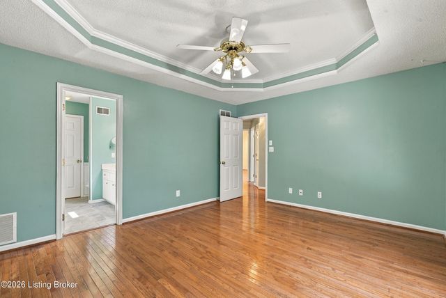 2225 Hochstrasser Rd, Fisherville, KY 40023
