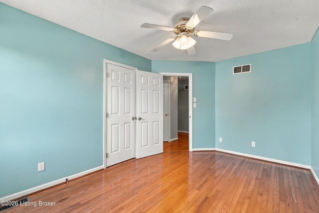 2225 Hochstrasser Rd, Fisherville, KY 40023