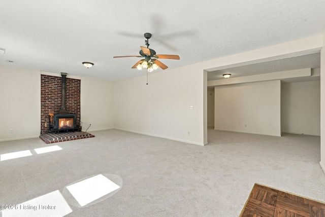 2225 Hochstrasser Rd, Fisherville, KY 40023