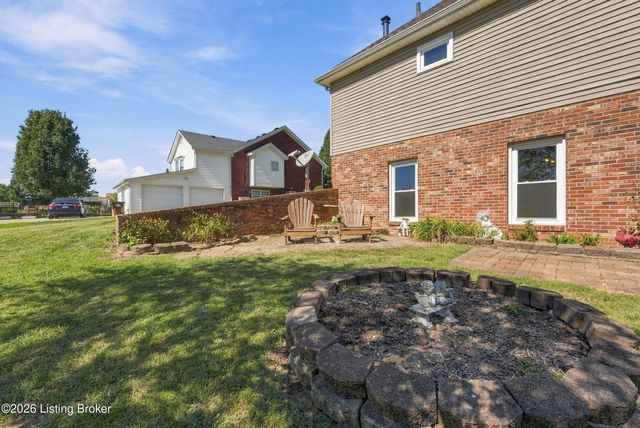 2225 Hochstrasser Rd, Fisherville, KY 40023