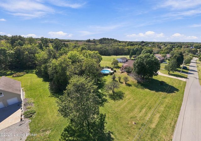 2225 Hochstrasser Rd, Fisherville, KY 40023