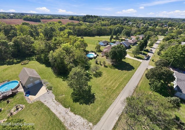 2225 Hochstrasser Rd, Fisherville, KY 40023