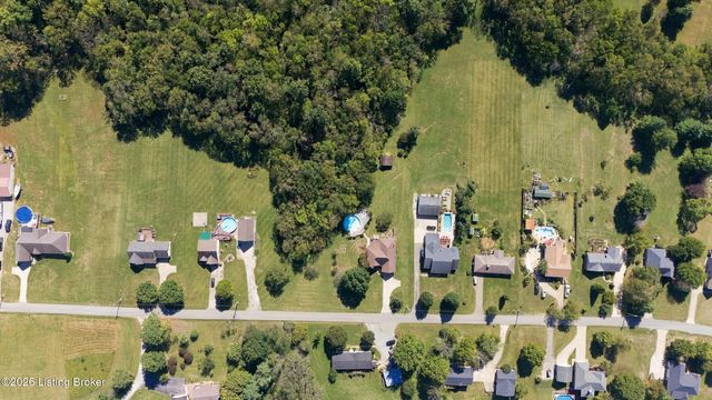 2225 Hochstrasser Rd, Fisherville, KY 40023