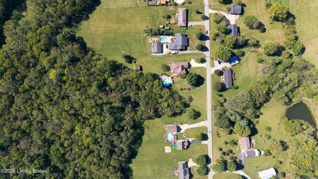 2225 Hochstrasser Rd, Fisherville, KY 40023