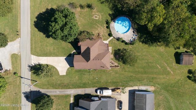 2225 Hochstrasser Rd, Fisherville, KY 40023