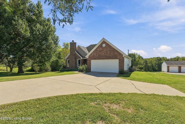 2225 Hochstrasser Rd, Fisherville, KY 40023