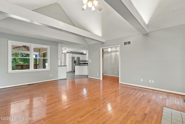 2225 Hochstrasser Rd, Fisherville, KY 40023