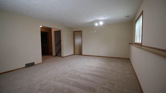 2941 Parkside Drive 88, Jenison, MI 49428