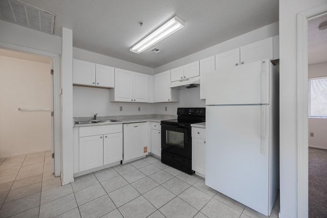 16033 N 25th Street 202, Phoenix, AZ 85032