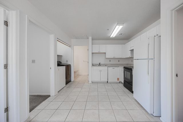 16033 N 25th Street 202, Phoenix, AZ 85032