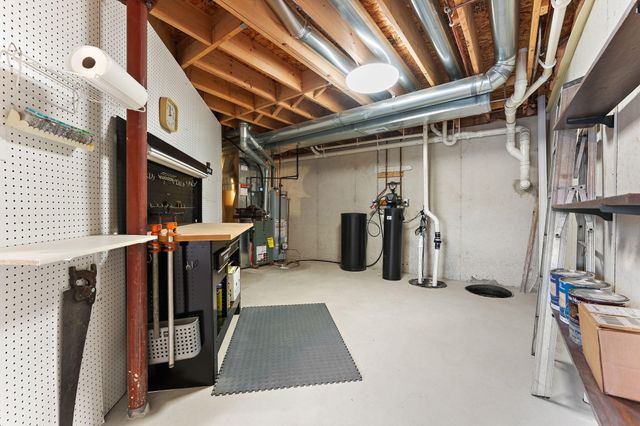 10877 Mathias Drive, St. John, IN 46373