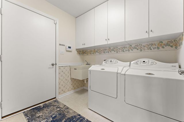 10877 Mathias Drive, St. John, IN 46373