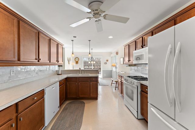 10877 Mathias Drive, St. John, IN 46373