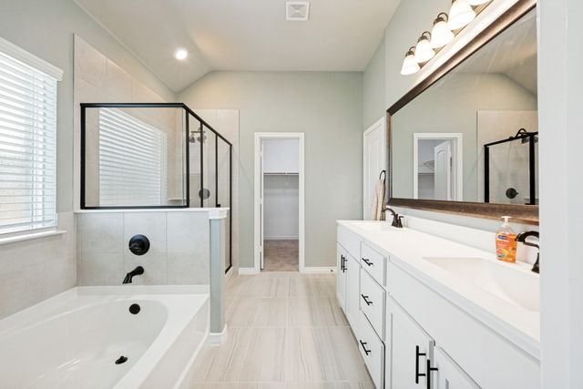 1620 Glade Meadows Drive, Burleson, TX 76058