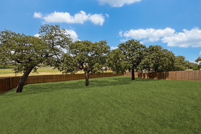 1620 Glade Meadows Drive, Burleson, TX 76058