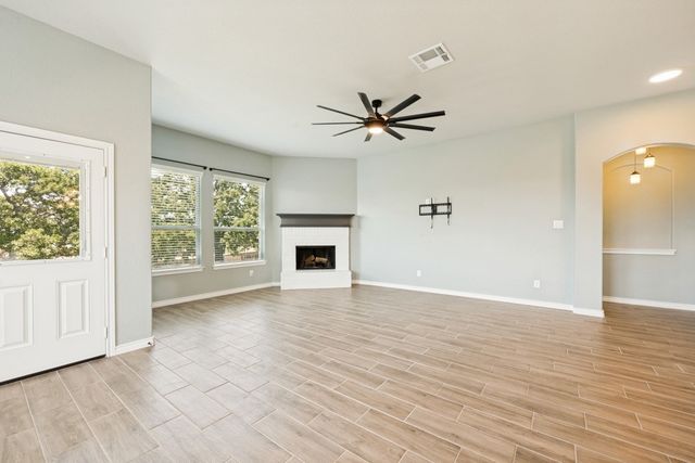 1620 Glade Meadows Drive, Burleson, TX 76058