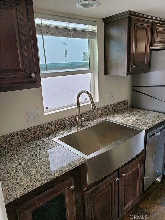 Image 7 of property listing at 274 Higuera Street 17, San Luis Obispo, CA 93401